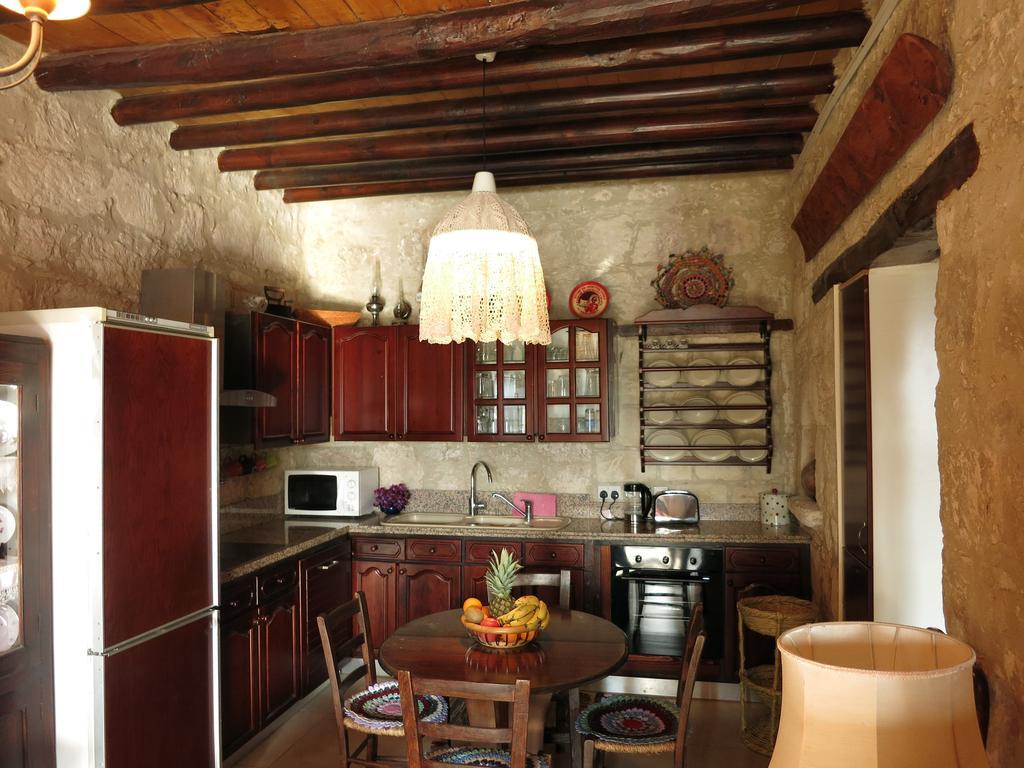 Simona Stone House Villa Polis Rum bild